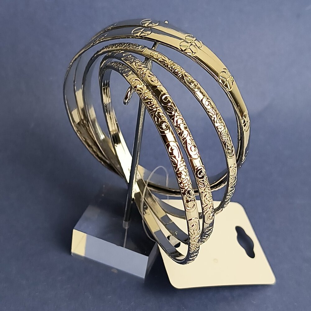 Peace & Love Set Of 5 Bangle Bracelets Silver Tone
